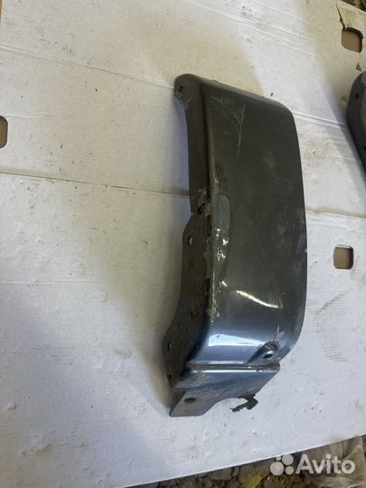Накладка левого крыла