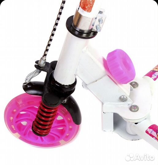 Трехколёсный самокат Новый