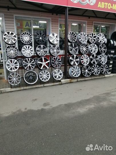 LingLong Green-Max Winter Ice I-15 SUV 225/60 R17 99T