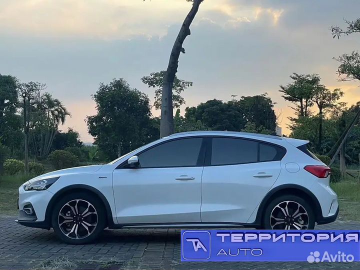 Ford Focus 1.5 AT, 2021, 27 000 км