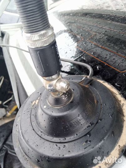 Рация с антенной