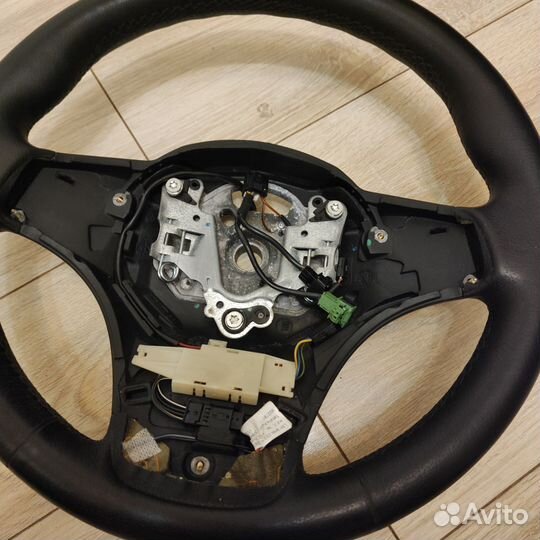 Руль с подогревом бмв е53 x5 e83 х3