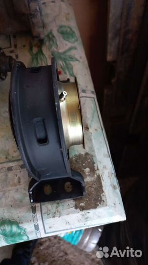 Подвесной Isuzu