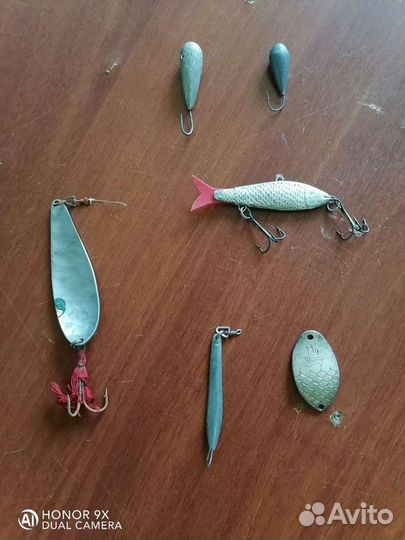 Крючки рыболовные