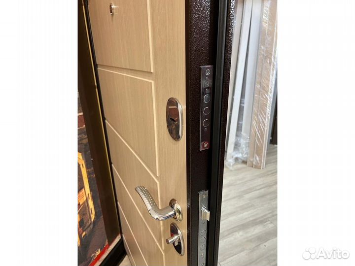 Входные металлические двери