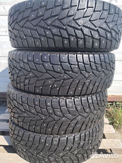 Dunlop Grandtrek Ice 02 235/60 R18 107T