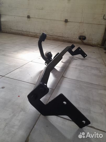 Фаркоп на kia rio 3