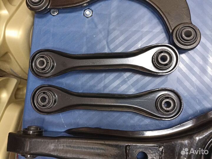 Рычаги задние комплект Volvo C30 (2006-2012г)