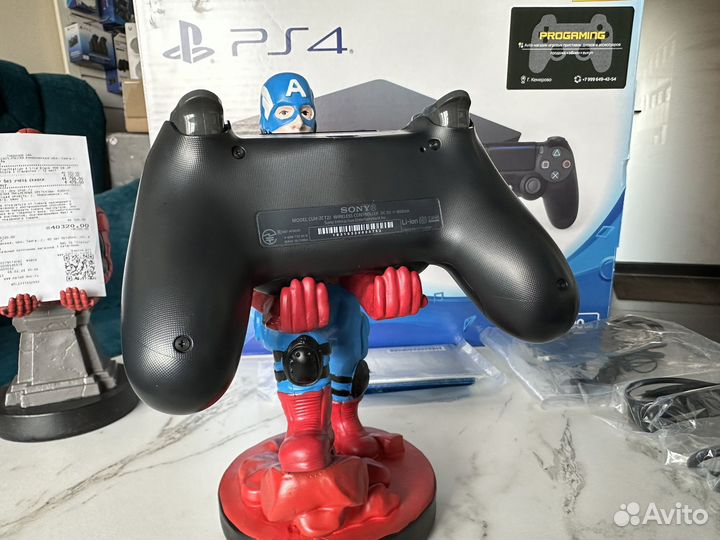 Sony PS4 Slim 500GB 1год гарантии состояние новой