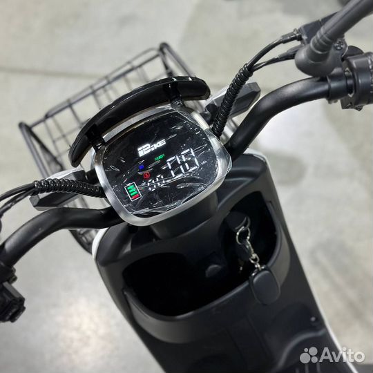 Электросамокат новый