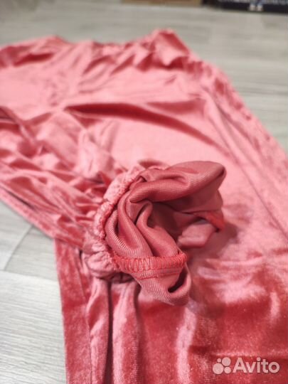 Новый костюм женский модный 46 (M)