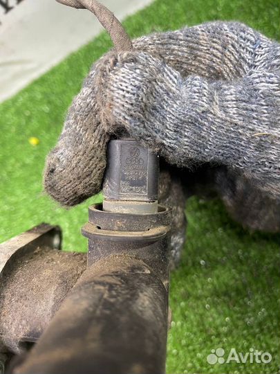 Фланец системы охлаждения 06a121133al VAG