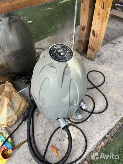 Надувной бассейн