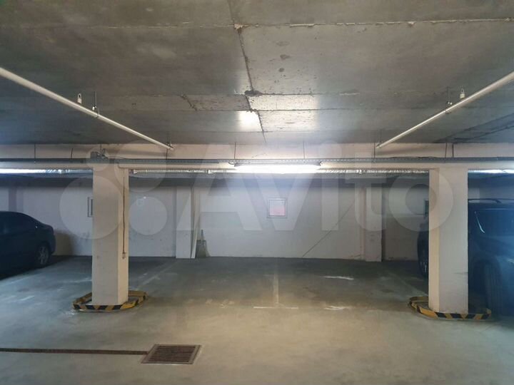 Машиноместо, 15 м²