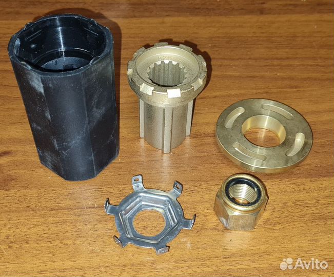 Винт гребной Mercury 135-300 (3x14-1/2x19)