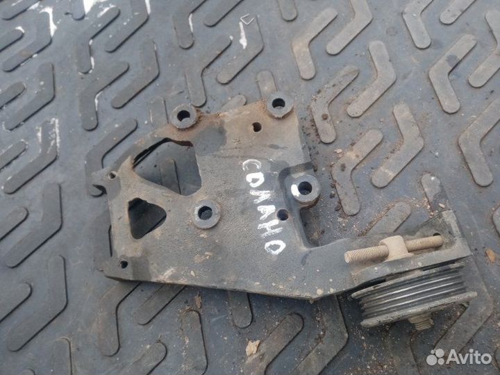 Кронштейн компрессора Lifan Solano 620 LF481Q3