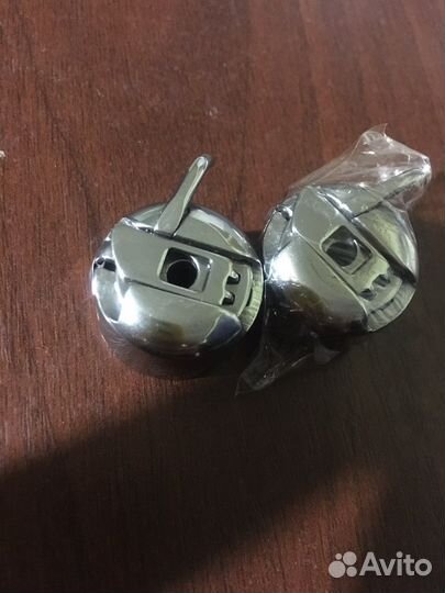 Челнок для швейной машины (правый)