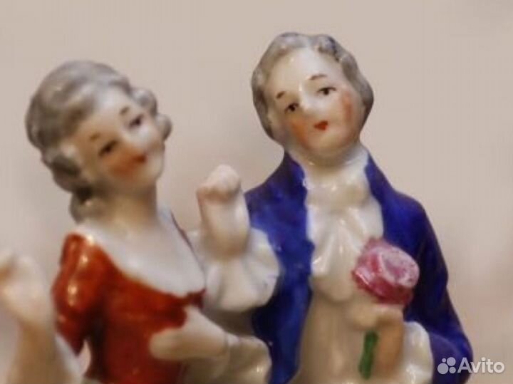 Статуэтка фарфоровая Grafenthal кавалер и дама