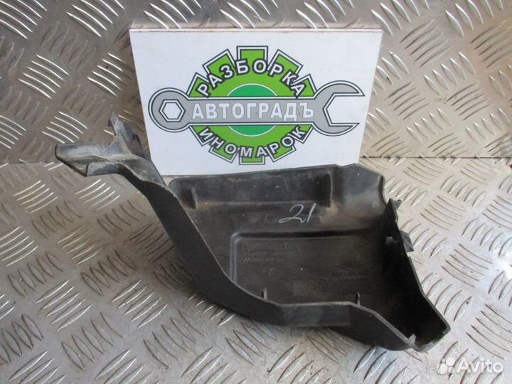 Крышка блока предохранителей Renault Symbol 07г