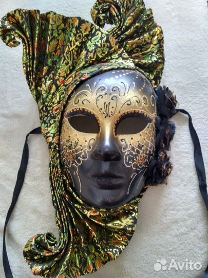 Маска карнавальная
