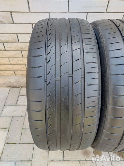 Tristar SportPower 2 245/40 R20 и 275/35 R20 102Y