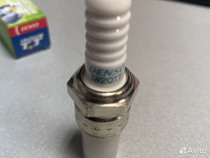 Свечи зажигания denso IW20tt
