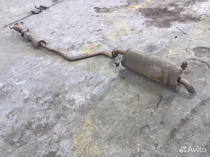 Выхлопная система Hyundai Solaris глушитель