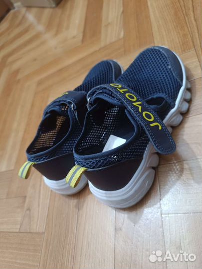 Кроссовки р. 30