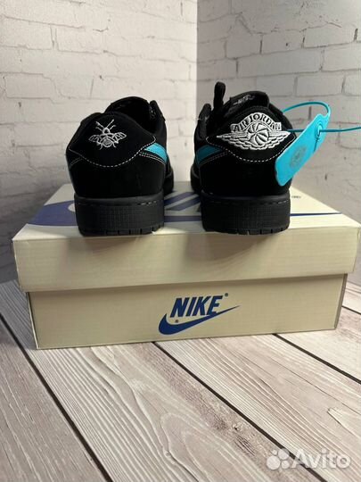 Кроссовки модные Nike sb dunk low Tiffany