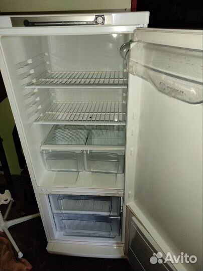 Холодильник Indesit
