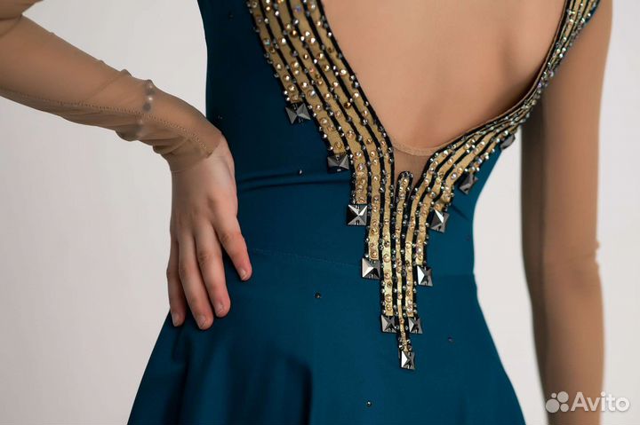 Костюм для фигурного катания 140 146