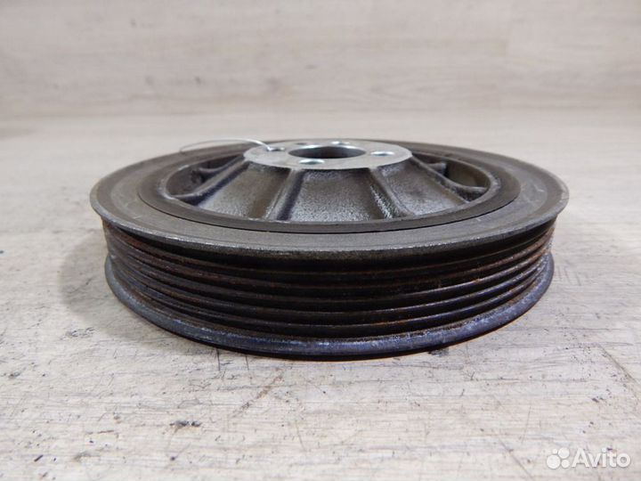 Шкив коленвала Opel Zafira B Z19DT