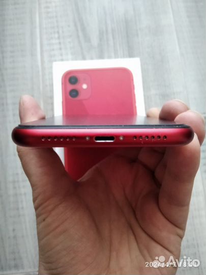 iPhone 11, 64 ГБ