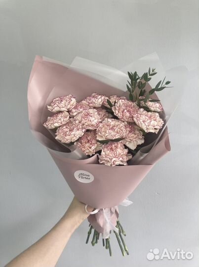 Букет из гвоздик