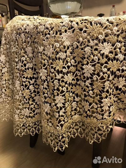 Скатерть на круглый стол