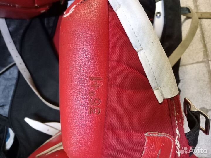 Вратарские щитки