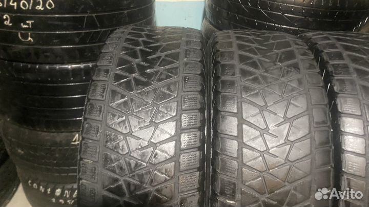 Bridgestone Blizzak DM-V1 265/70 R15