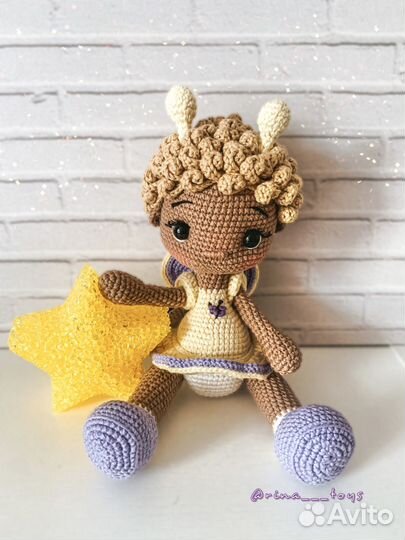 Детская вязаная кукла ручной работы