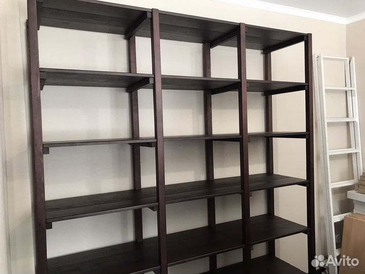 Стеллаж деревянный классический