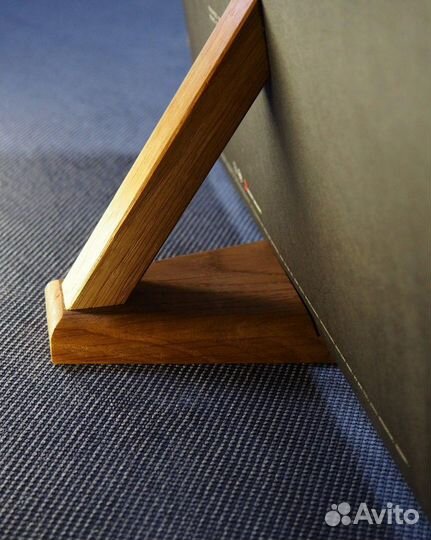 Держатель для виниловых пластинок LPH