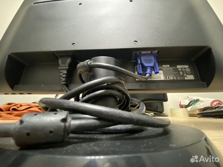 Монитор Philips 223v5l Full HD 22 дюйма