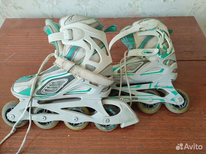 Роликовые коньки