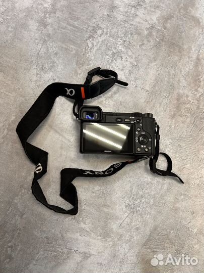 Продаю беззеркальный фотоаппарат Sony a6400