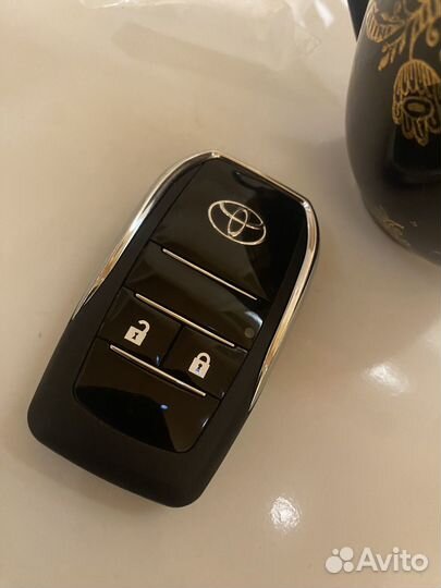 Ключь Auris 2007г