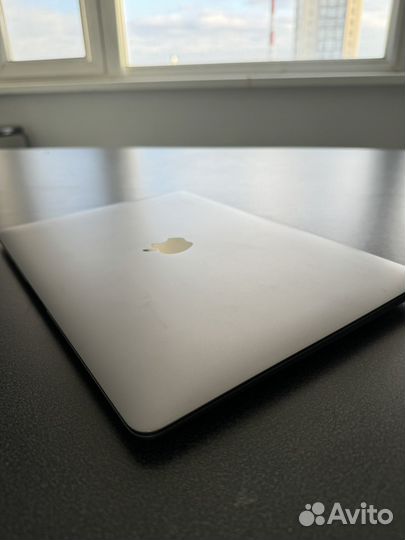 Apple Macbook Air 2020 256 gb