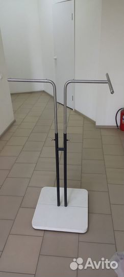 Стойки вешало для одежды