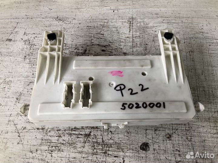 Блок предохранителей салонный Форд Фокус 2