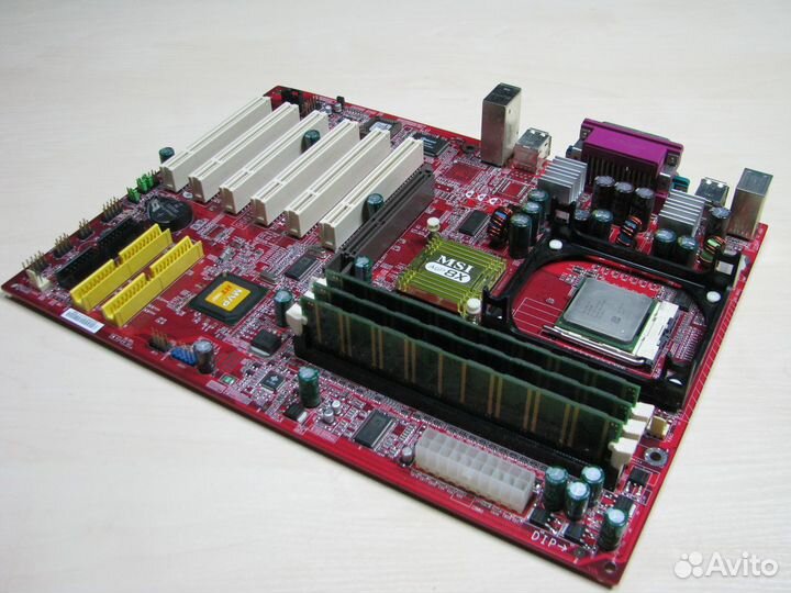 MSI 648 Max (MS-6585) S-478 + Cel 2000MHz + 768MB