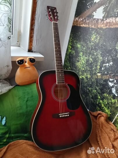 Акустическая гитара
