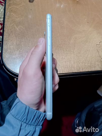 iPhone 8 Plus, 64 ГБ